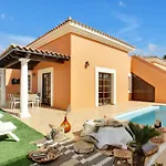 Villa Corralejo Holiday home